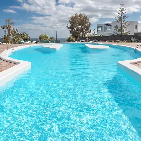 Lanzahost Tuscan Al Mar Costa Teguise Exterior photo